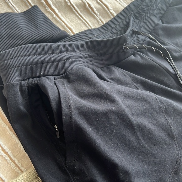 Zella Stretch Athletic Pants - Picture 2 of 5